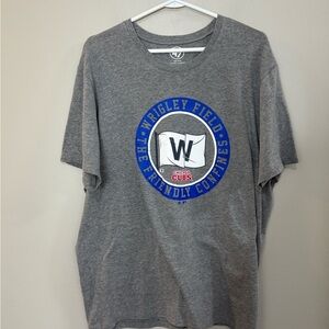 Men's 47 Brand Wrigley Field The Friendly Confines Cubs Gray T-Shirt. Size XXL